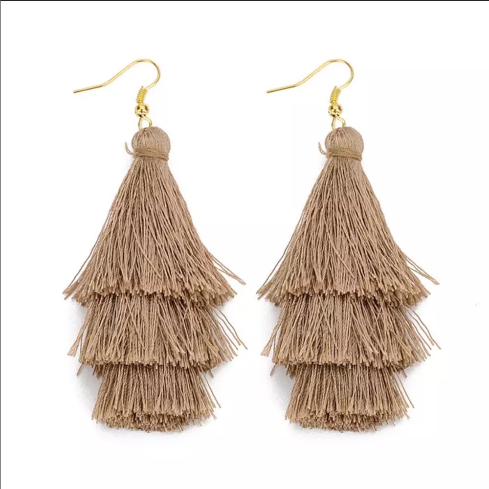Taupe fringe tassel earrings - Picture 2 of 2